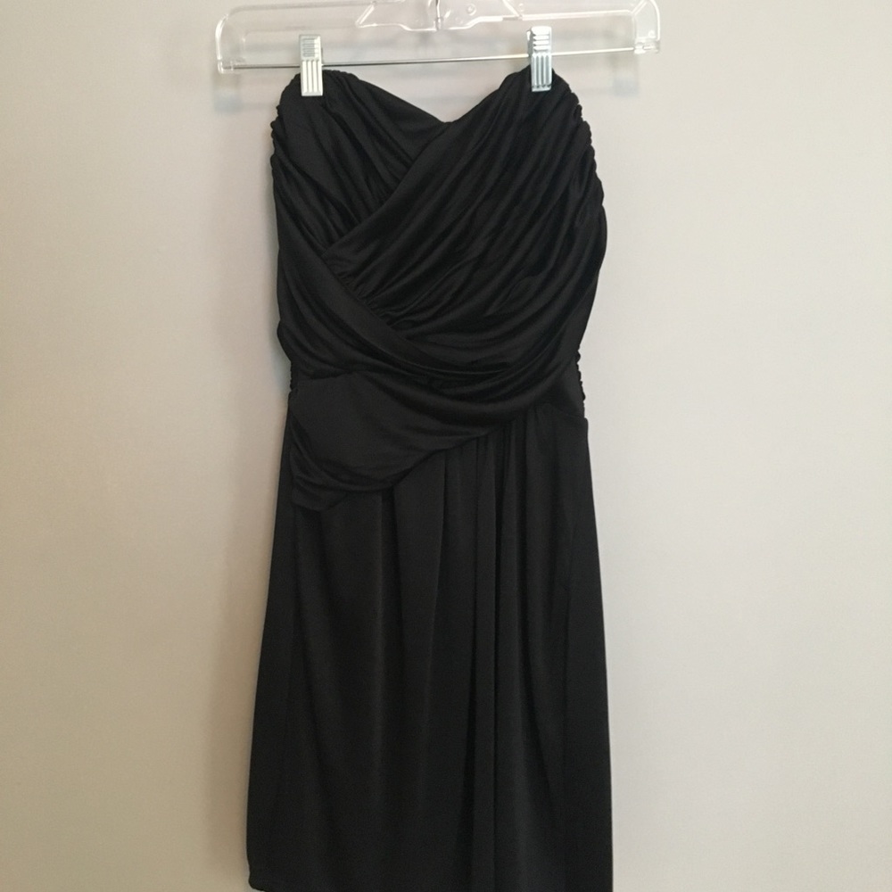 black prom dress with heart shaped neckline
